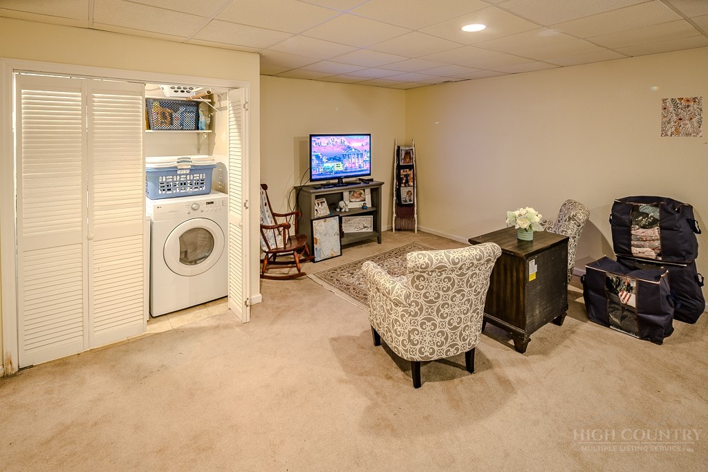 203 Elderberry Loop Property Photo 31