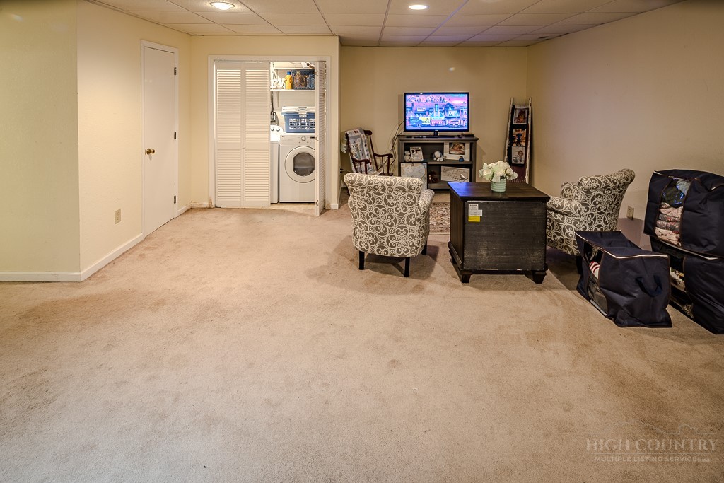 203 Elderberry Loop Property Photo 34