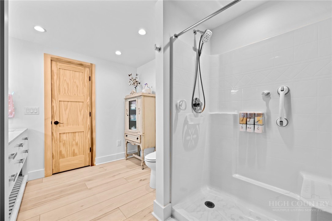 123 Cora's Path Property Photo 24