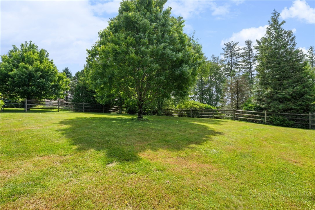 123 Cora's Path Property Photo 28