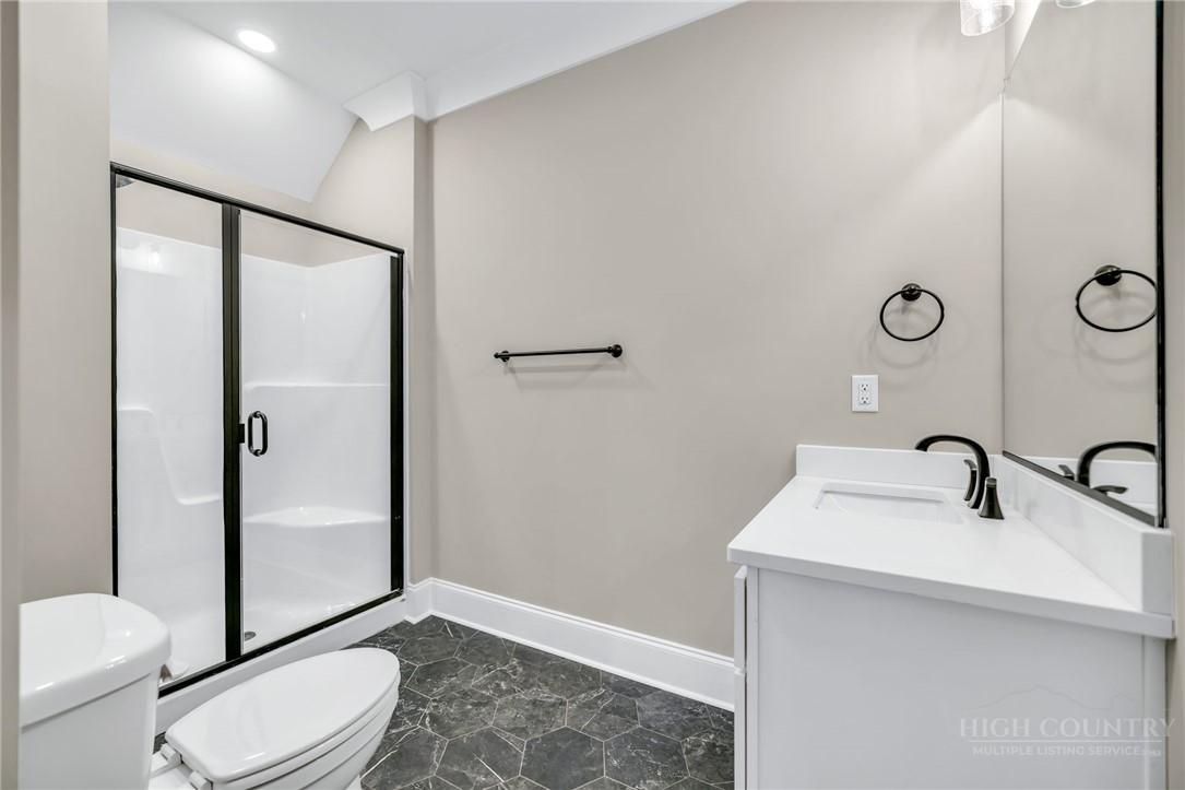 85 Iris Drive Property Photo 38
