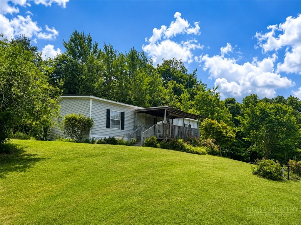 38 Sapphire Lane Property Photo 1