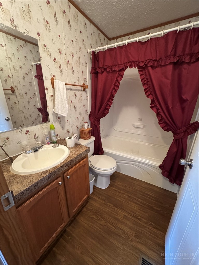 38 Sapphire Lane Property Photo 13