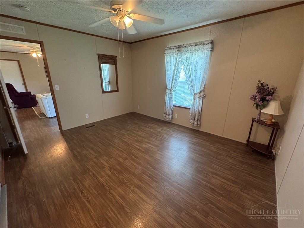 38 Sapphire Lane Property Photo 14