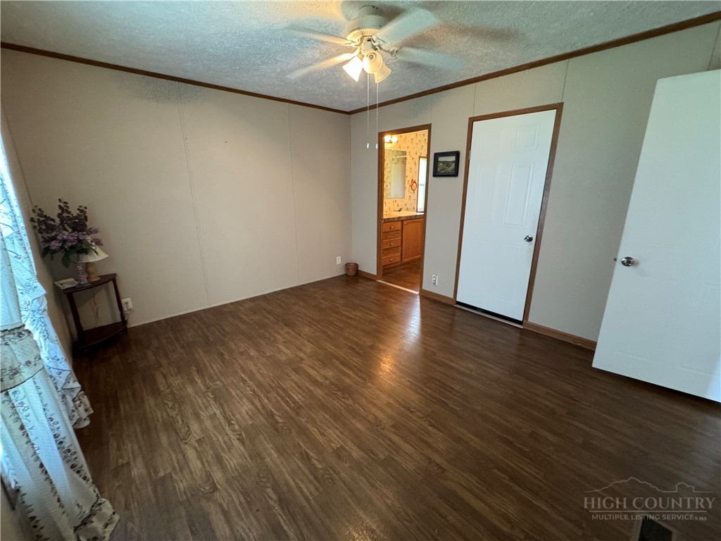 38 Sapphire Lane Property Photo 15