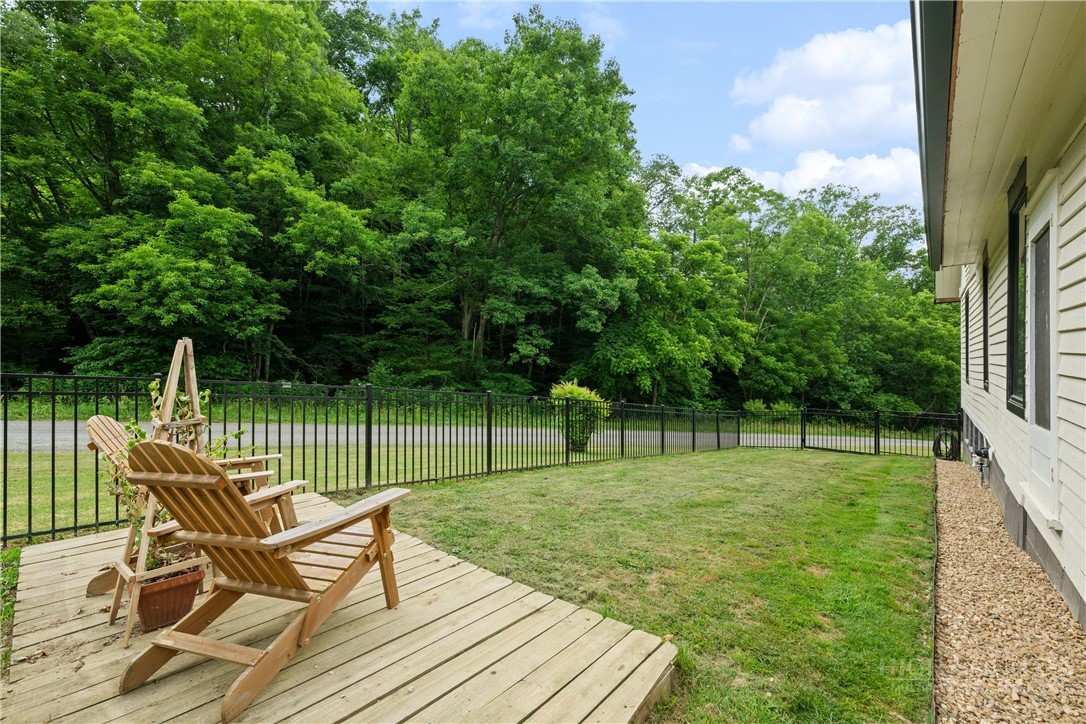 709 Fletcher Branch Property Photo 32