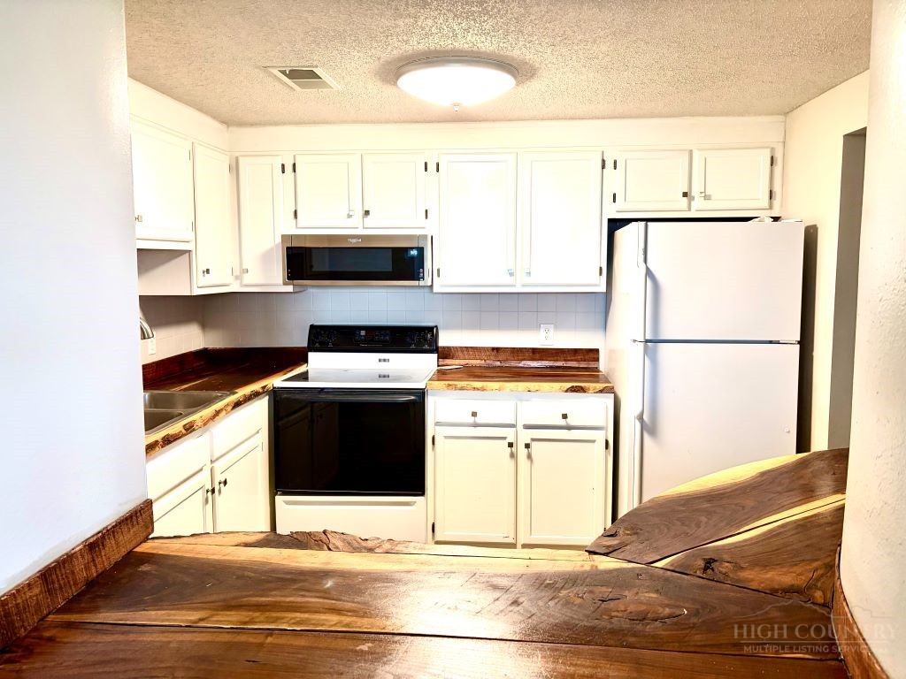 303 Sugar Top Drive 2506 Property Photo 9