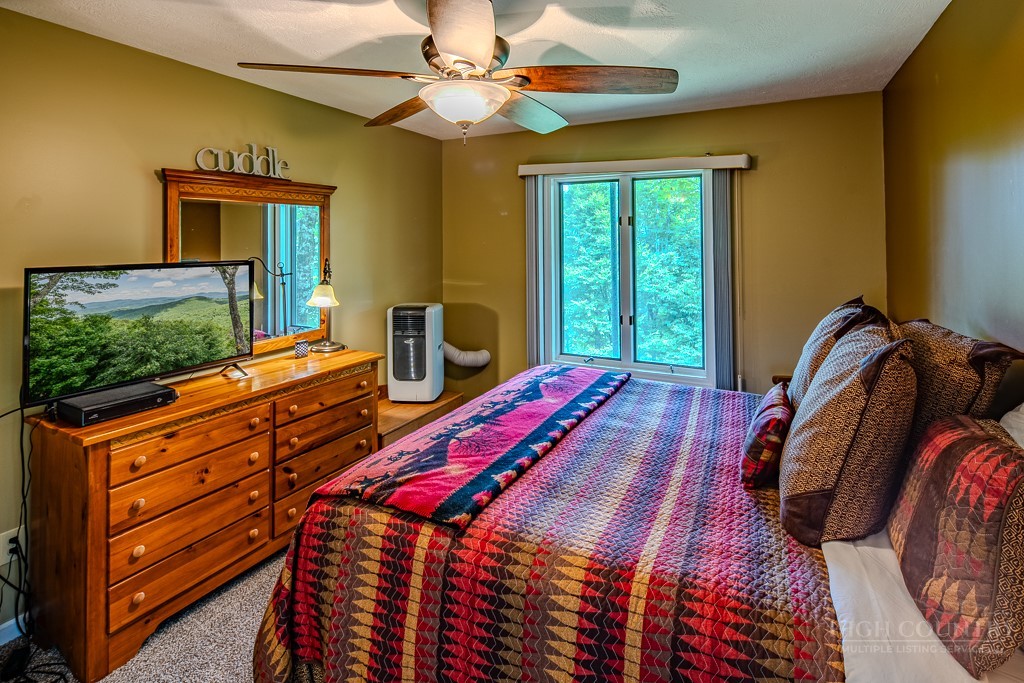 102 Red Oak Road Property Photo 33