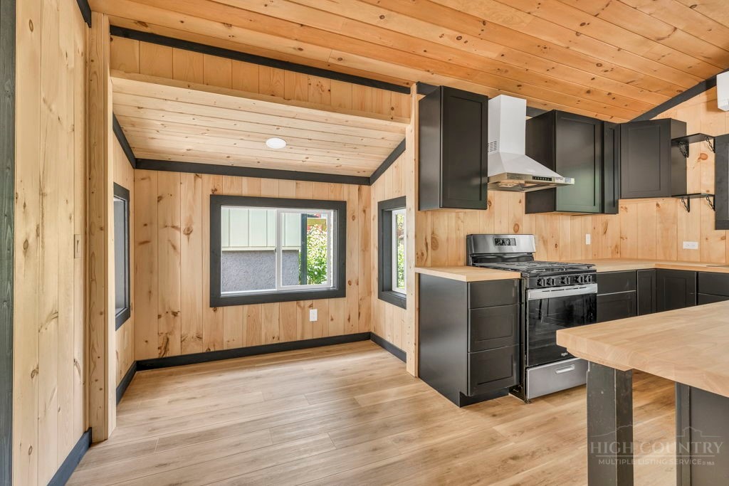 209 Meadow Loop Property Photo 17