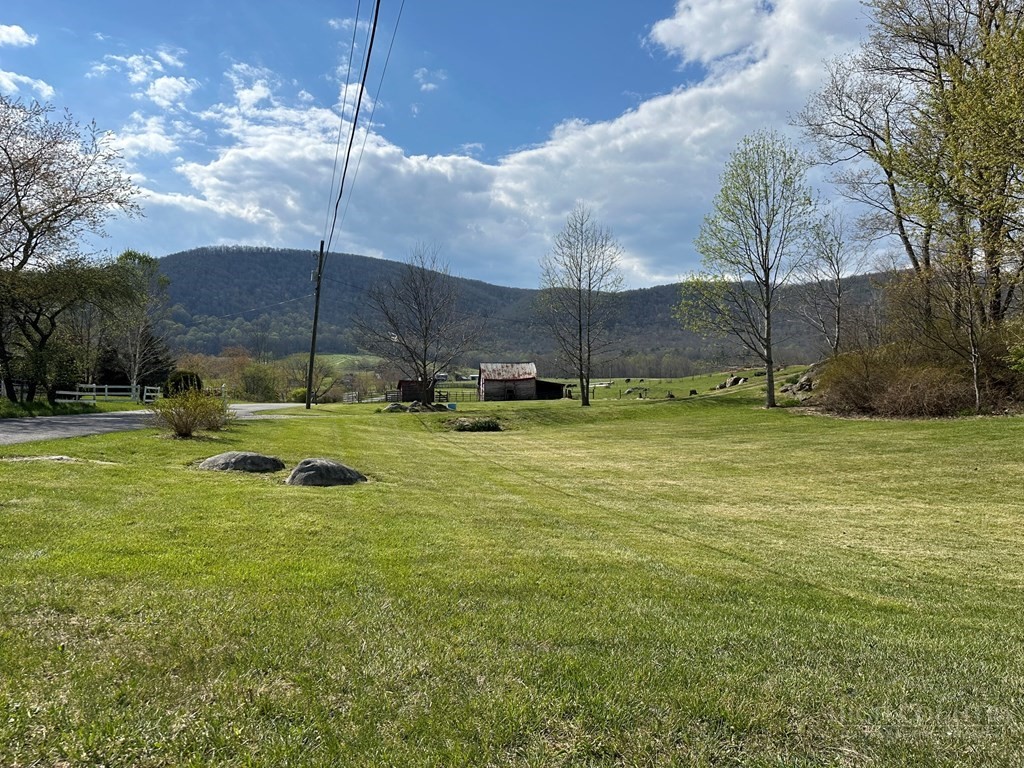 7176 Comers Rock Rd. Property Photo 46