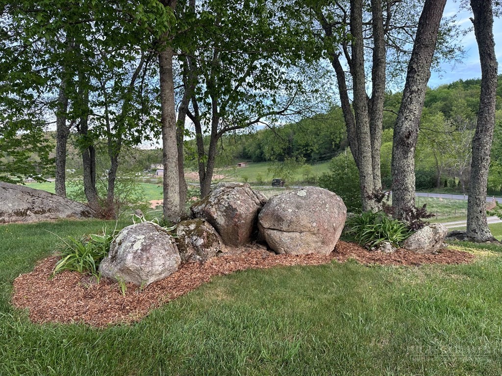 7176 Comers Rock Rd. Property Photo 48