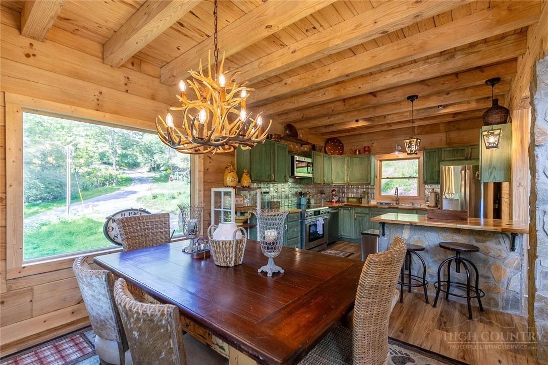 130 Autumn View Lane Property Photo 7