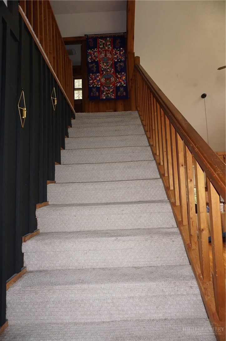 109 Sharon Street Property Photo 7