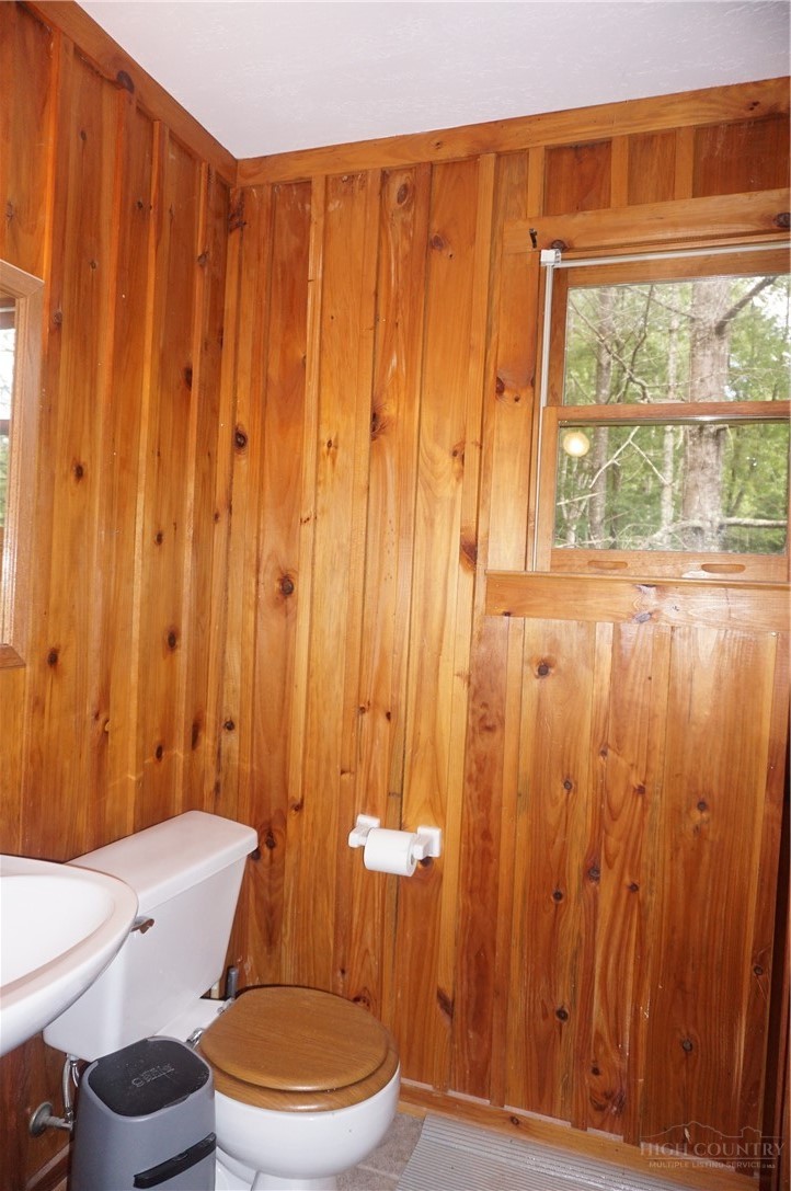 109 Sharon Street Property Photo 8