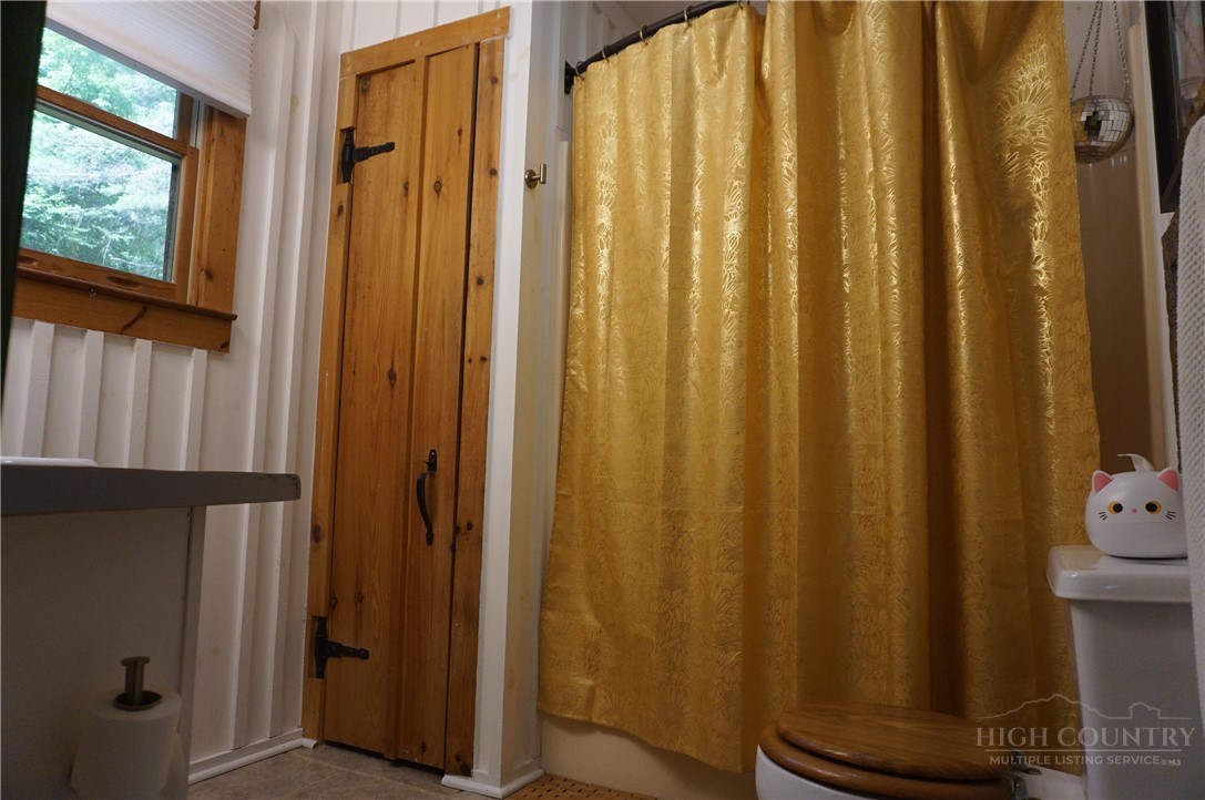 109 Sharon Street Property Photo 14