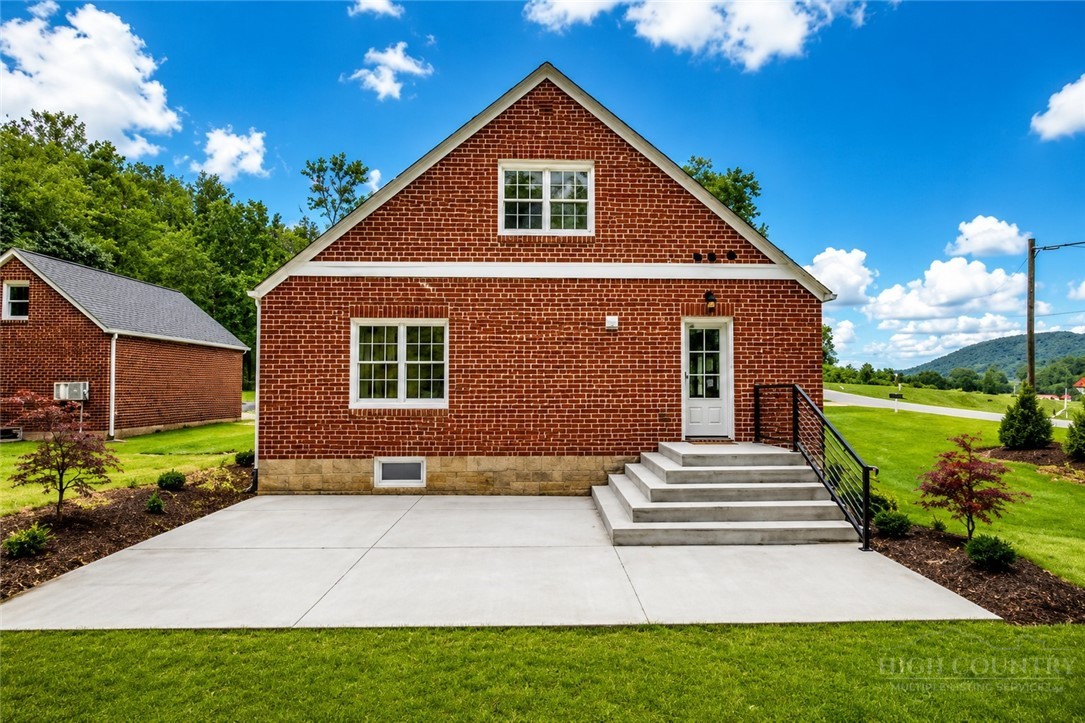 114 Speaks Road Property Photo 40