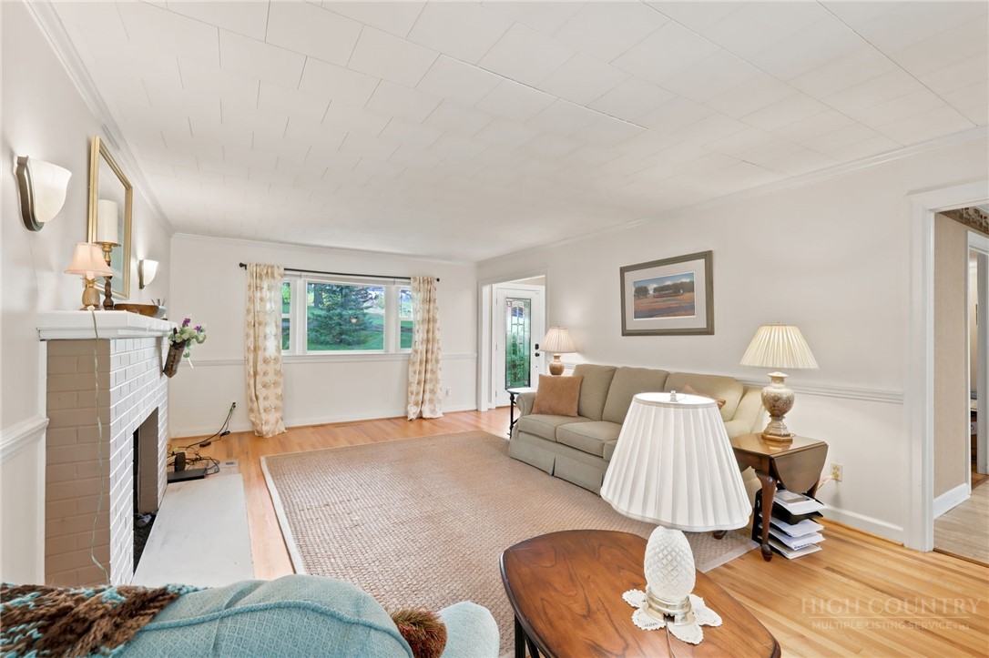 113 Hamilton Drive Property Photo 8