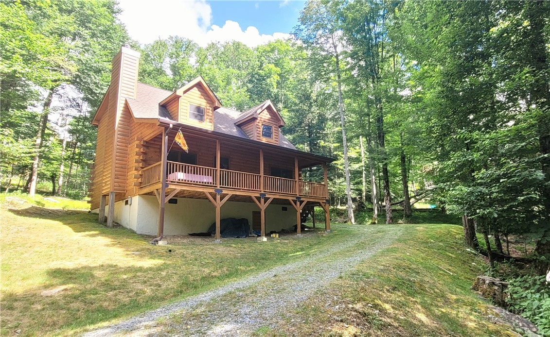 121 Whipporwill Way Property Photo 1
