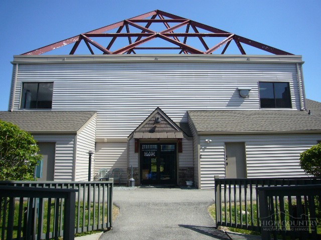301 Pinnacle Inn Road 3124 Property Photo 16