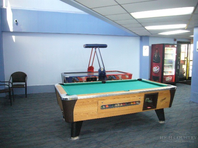 301 Pinnacle Inn Road 3124 Property Photo 18