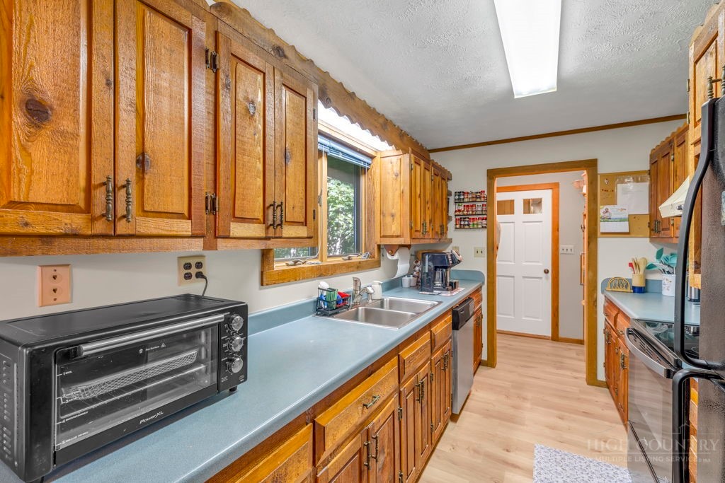 102 Ginger Hollow Road Property Photo 12