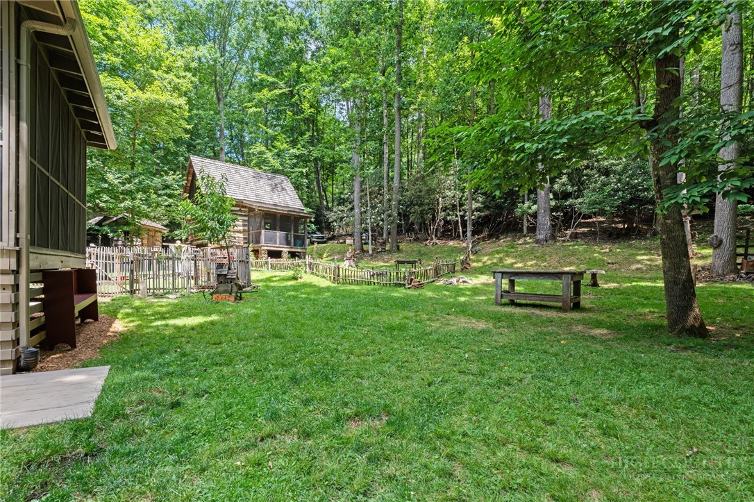 688 Laurel Creek Road Property Photo 34