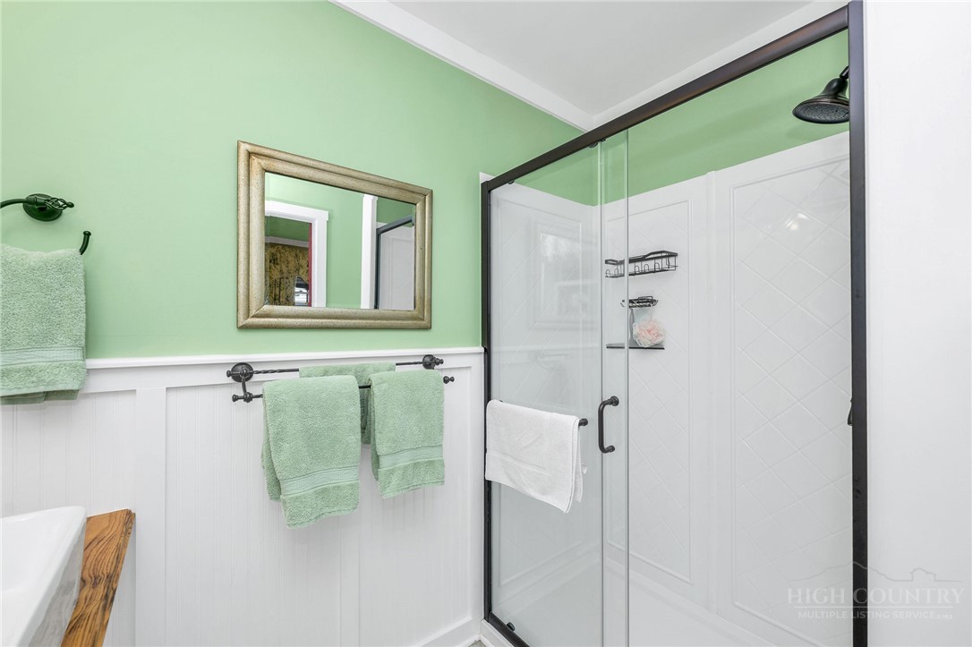 1493 Laurel Creek Rd Ext Property Photo 22