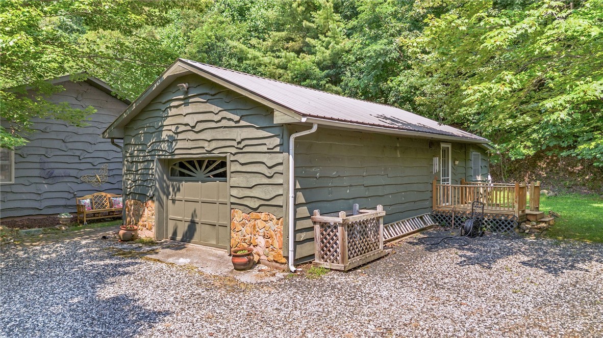 1493 Laurel Creek Rd Ext Property Photo 32