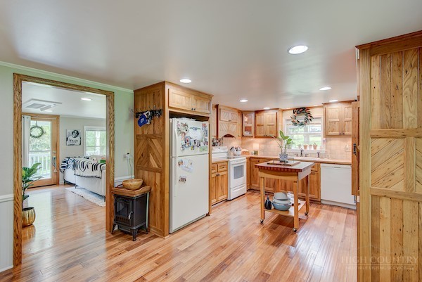 685 Carl Eastridge Road Property Photo 13