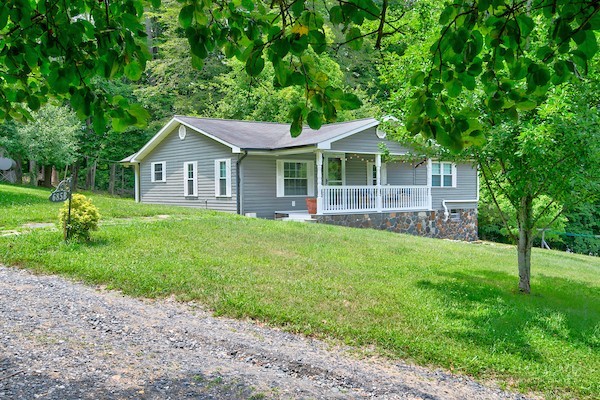685 Carl Eastridge Road Property Photo 30