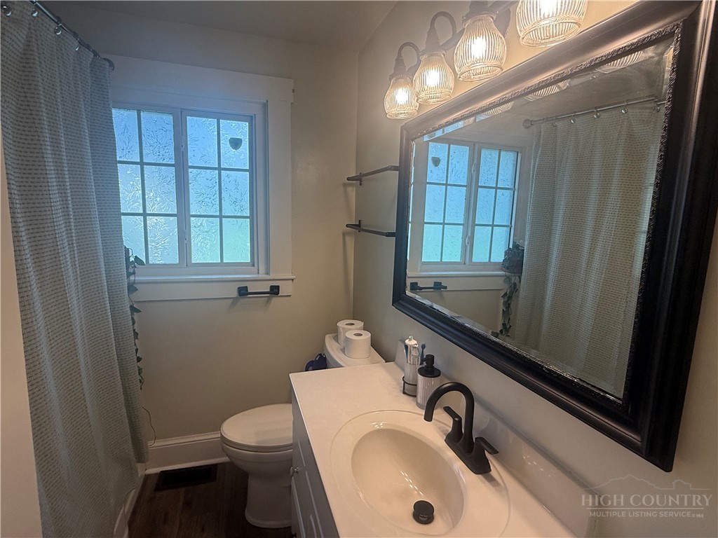 808 Piney Creek School Road Property Photo 17