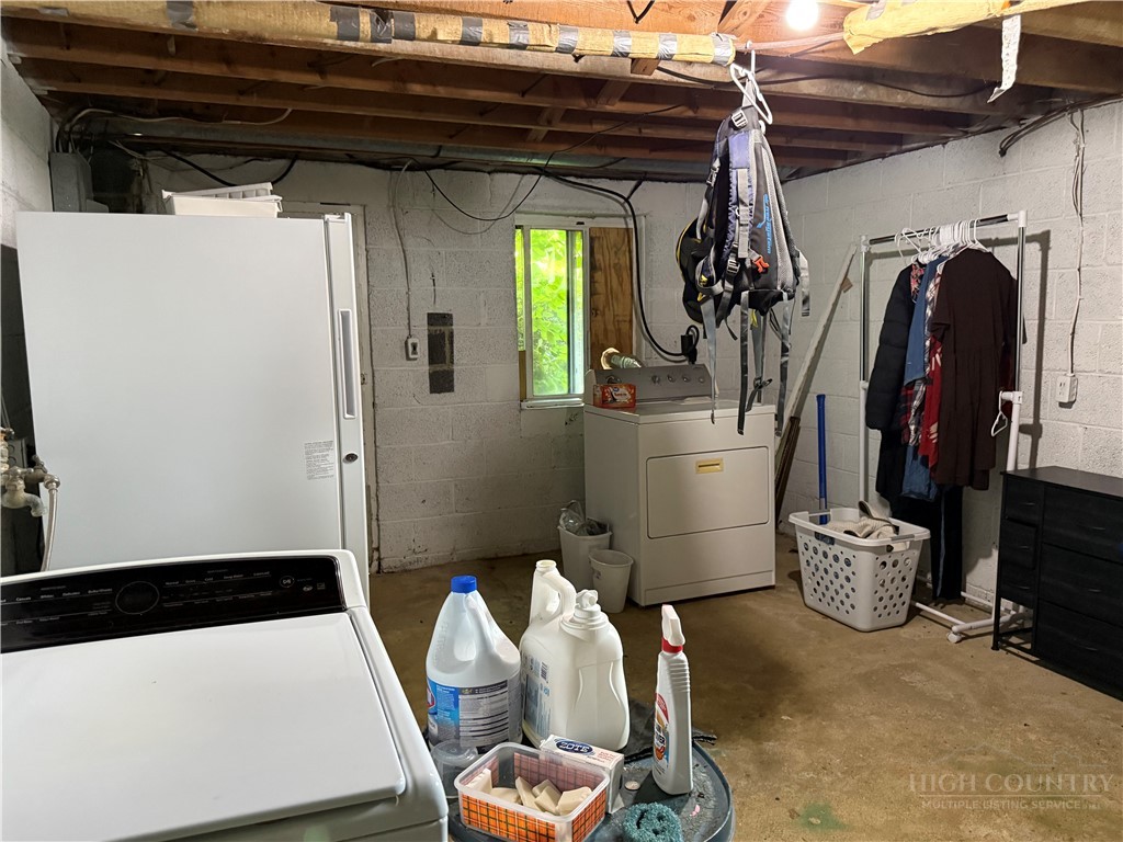 808 Piney Creek School Road Property Photo 20