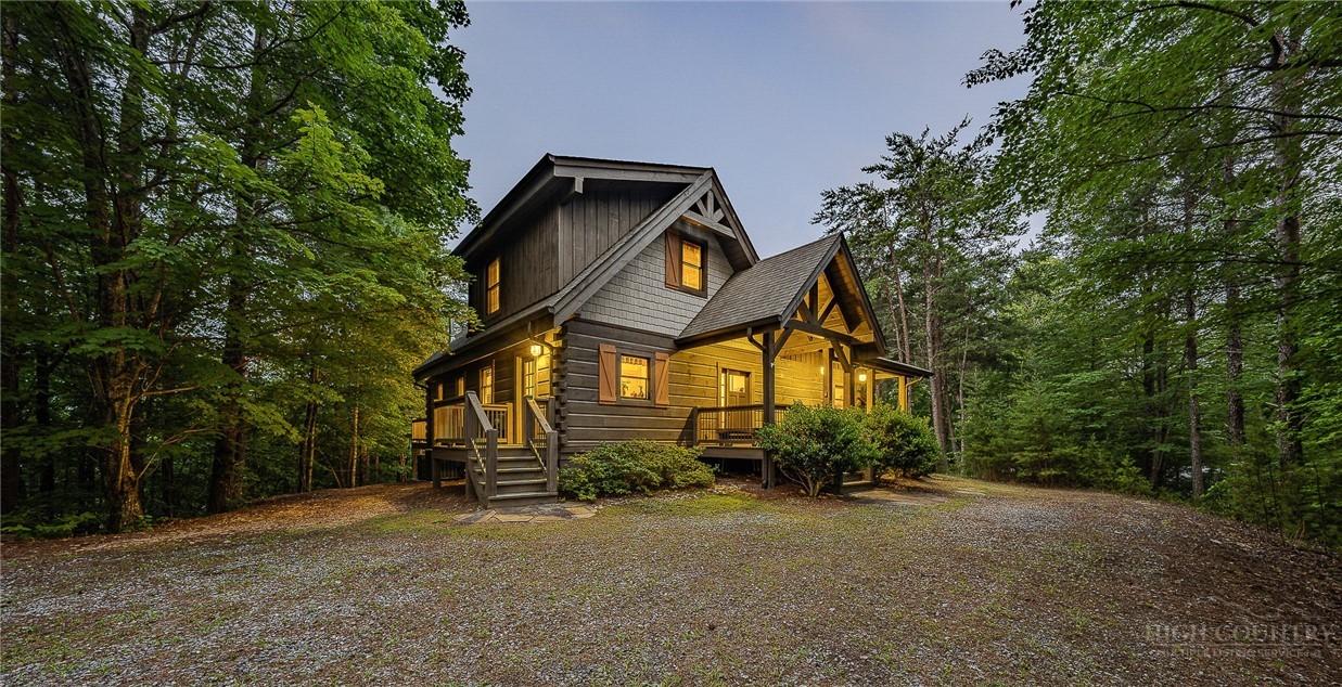 1016 Horizon Trail Property Photo 3