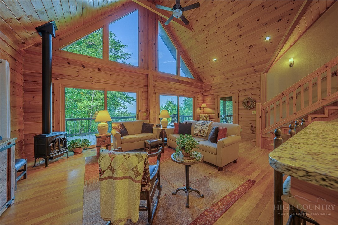 1016 Horizon Trail Property Photo 15