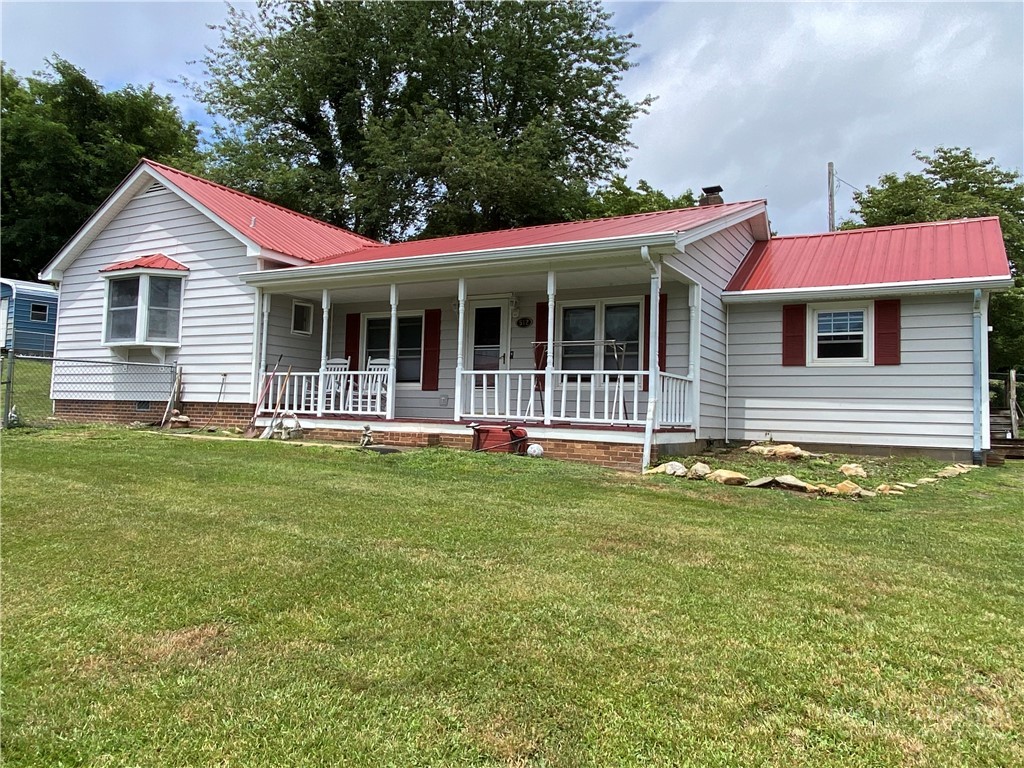 512 Bare Street Property Photo 1
