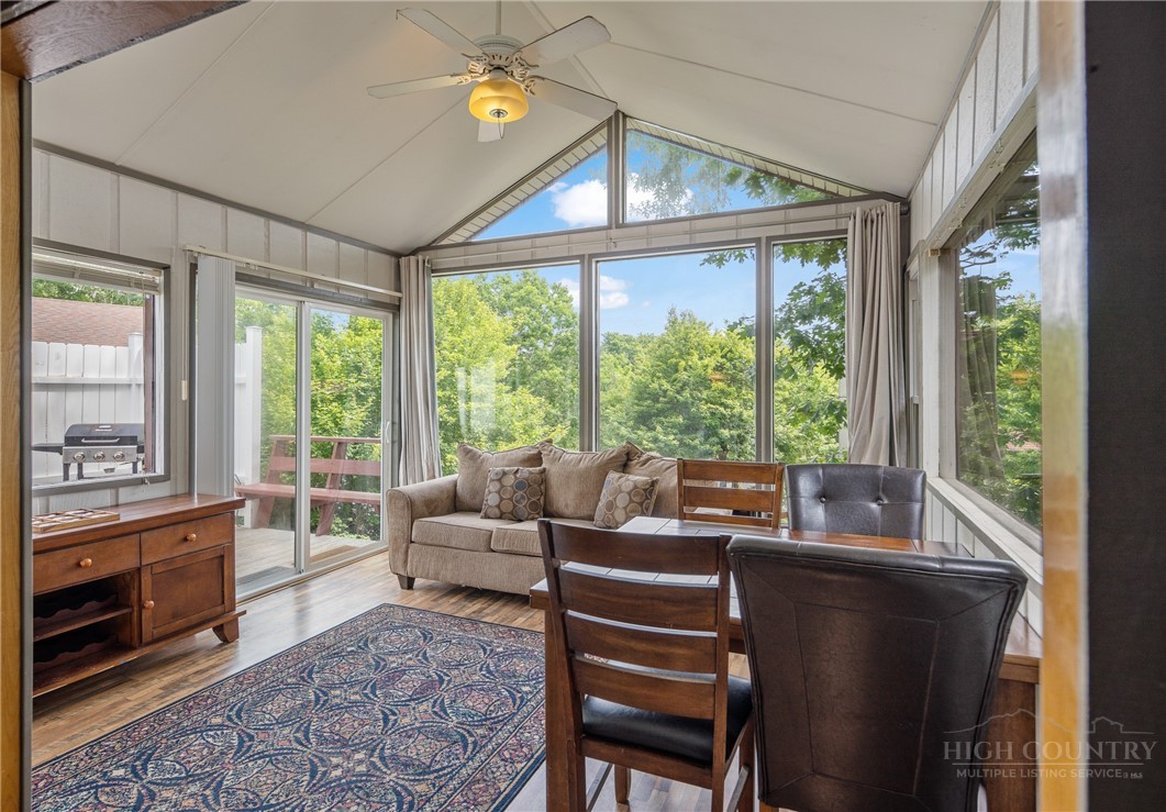 335 Snowshoe Loop Property Photo 1