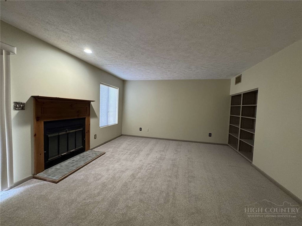 198 Meadow Ridge Road 9 Property Photo 5
