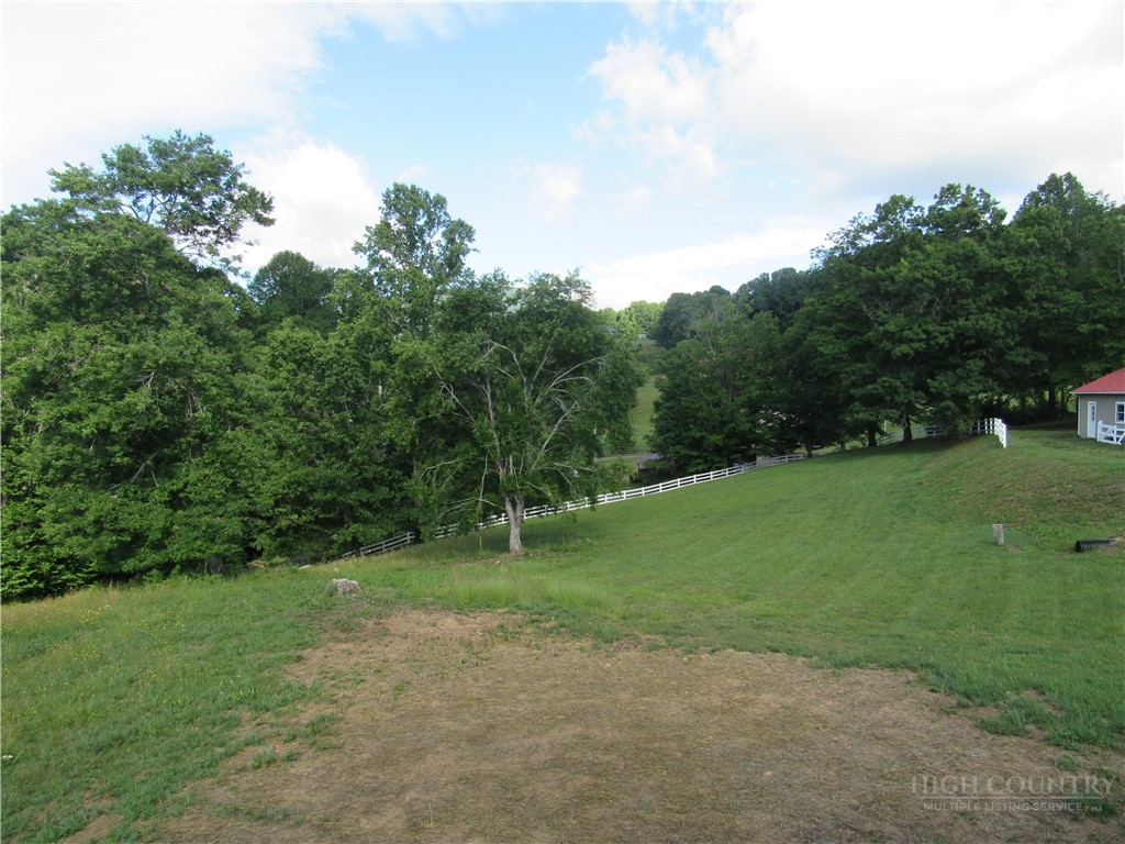 287 Cora Lane Property Photo 8