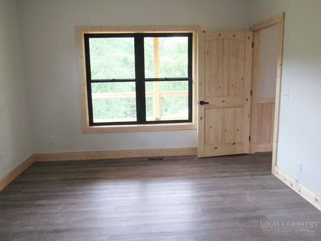 287 Cora Lane Property Photo 22