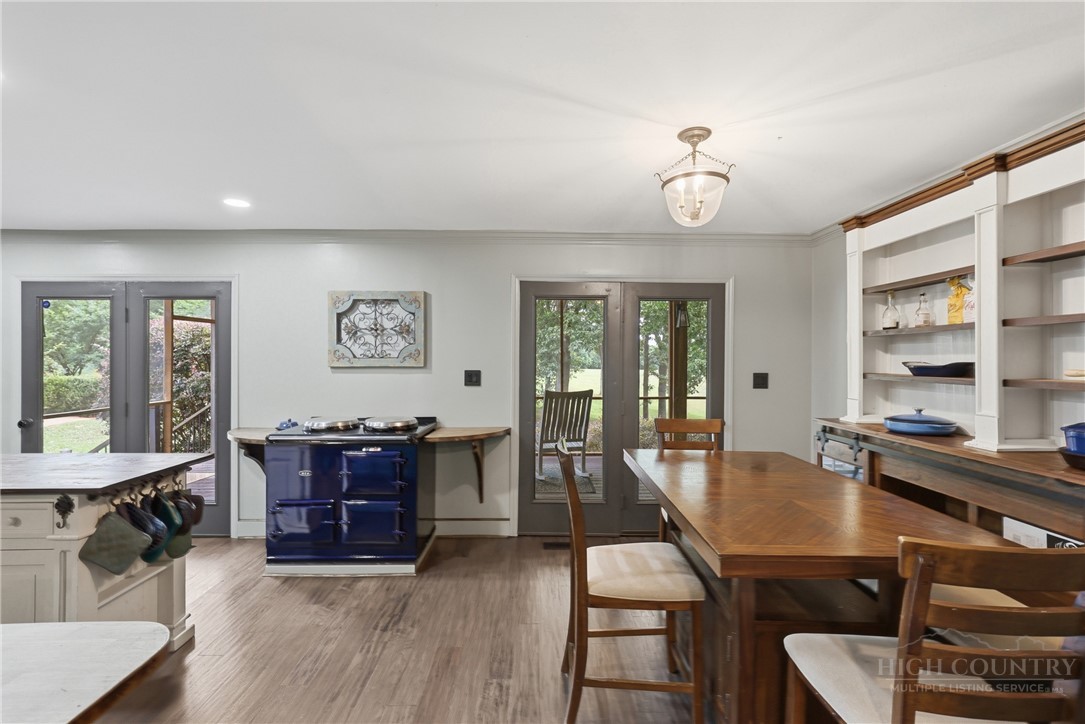 8301 Waxhaw Creek Road Property Photo 14