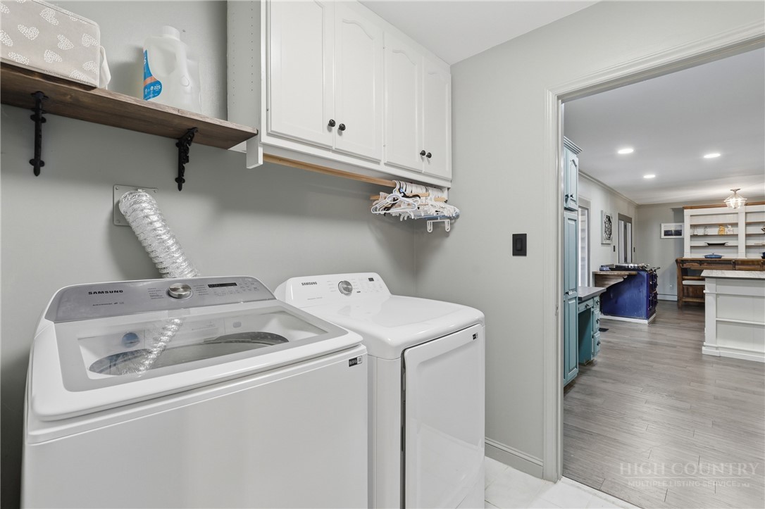 8301 Waxhaw Creek Road Property Photo 18