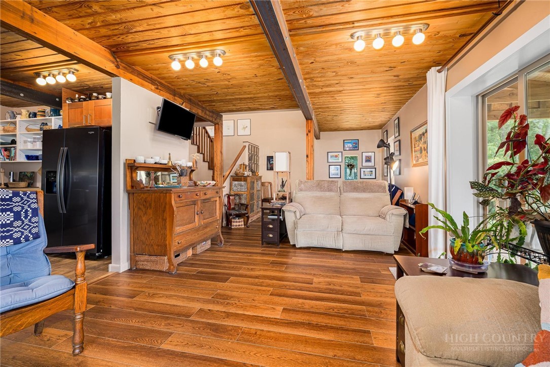 336 Misty Meadow Lane Property Photo 10