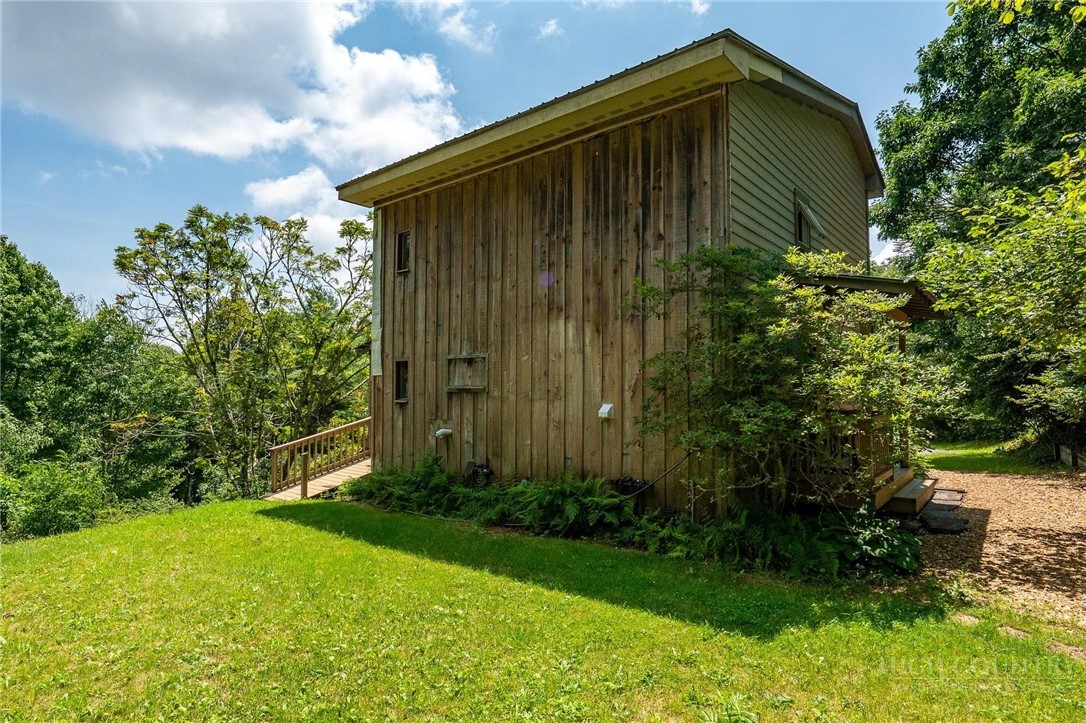 336 Misty Meadow Lane Property Photo 43