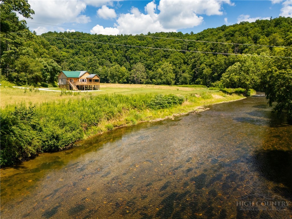 4205 Railroad Grade Road Property Photo 1