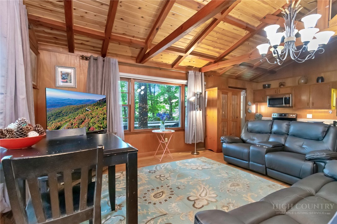 430 Holiday Hills Road Property Photo 17