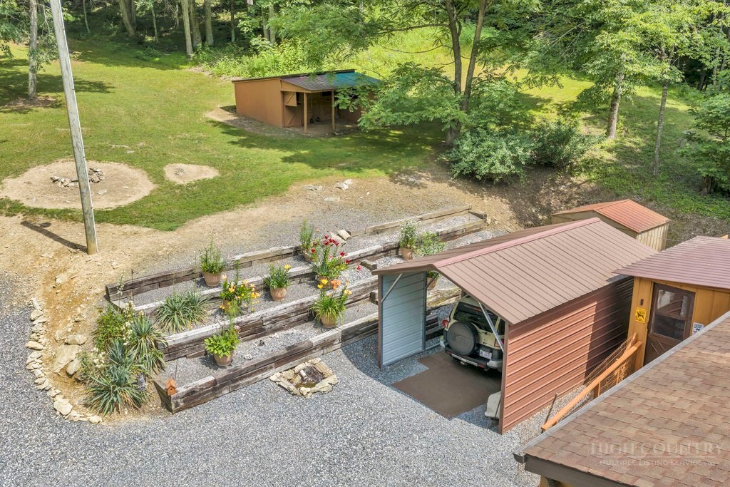 488 Wards Branch Road Property Photo 9