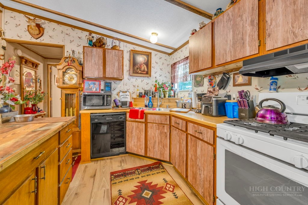 488 Wards Branch Road Property Photo 18