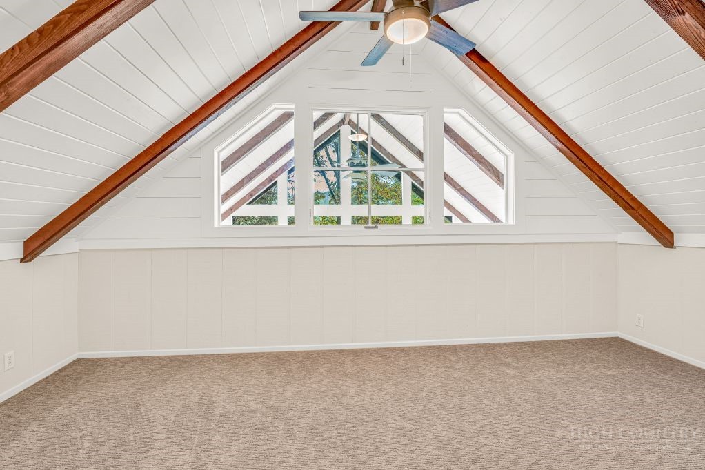 975 Hillside Drive Property Photo 31