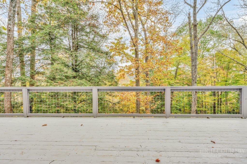 975 Hillside Drive Property Photo 34