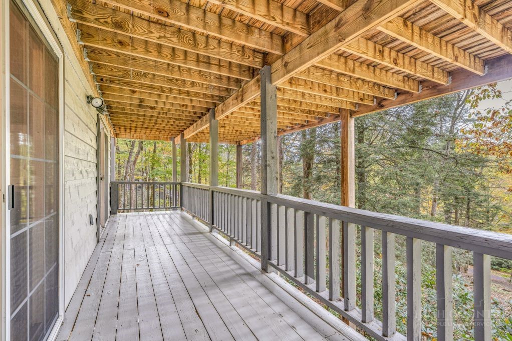 975 Hillside Drive Property Photo 37